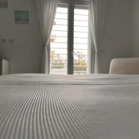 Casa Emy Bed & Breakfast *